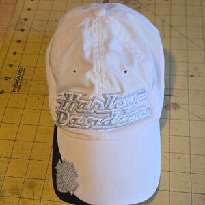Harley-Davidson Cream and Black Cap